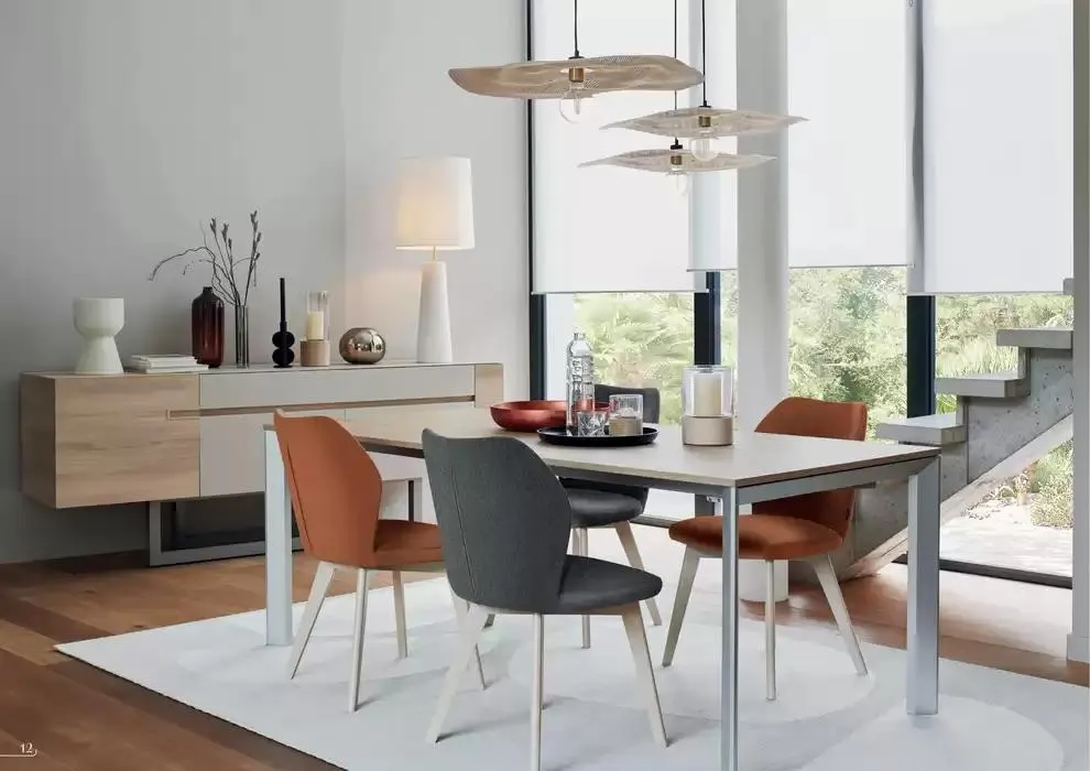 Collection Tables & chaises du 14 janvier au 31 décembre 2025 - Catalogue page 12