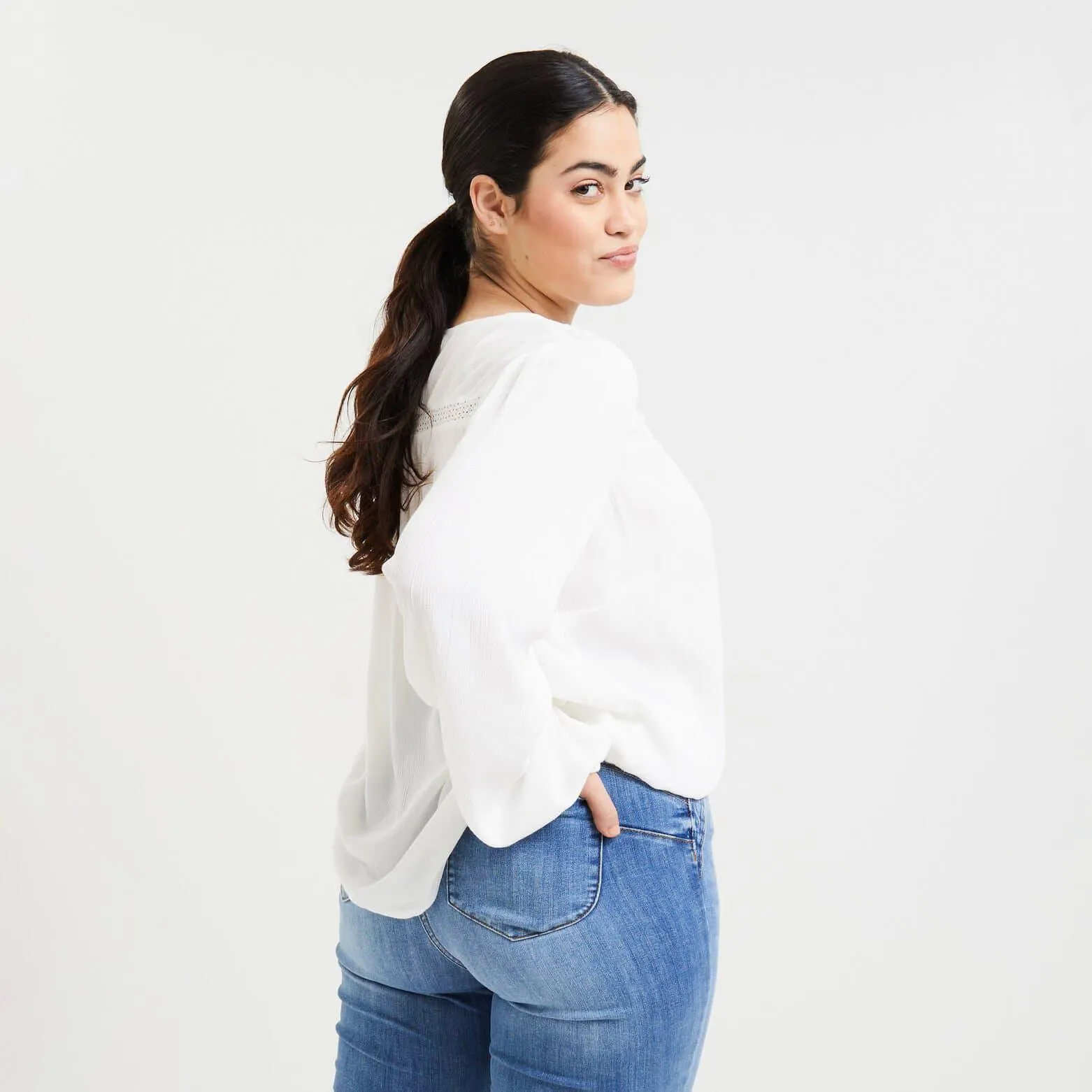 Chemise détails ajourés femme