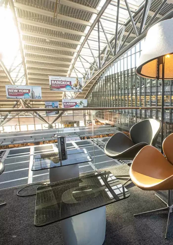 C O N T R A C T L O O K B O O K du 7 janvier au 31 décembre 2025 - Catalogue page 284