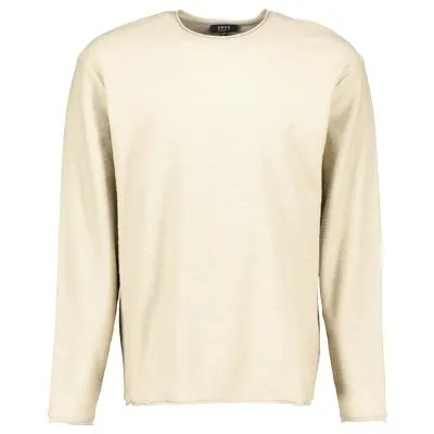 Long-sleeved shirt with round neck