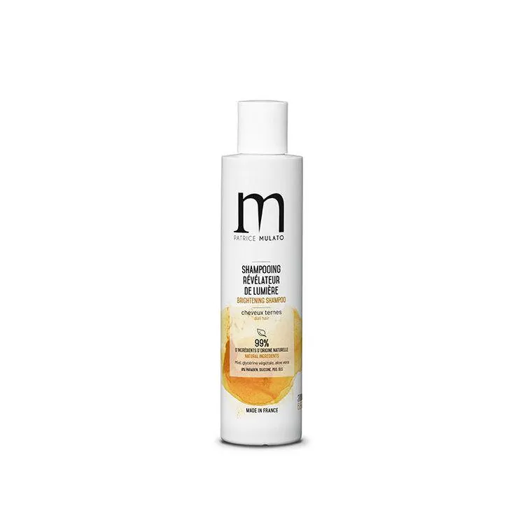 Shampooing révélateur de lumière pour cheveux ternes