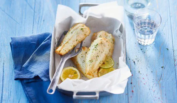 Filets de merlu blanc du Cap façon meunière