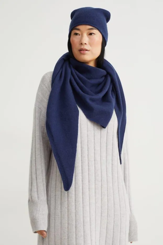 Cashmere scarf