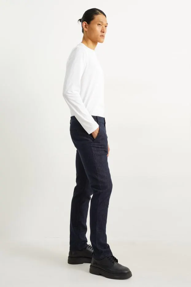 Džíny chino - tapered fit