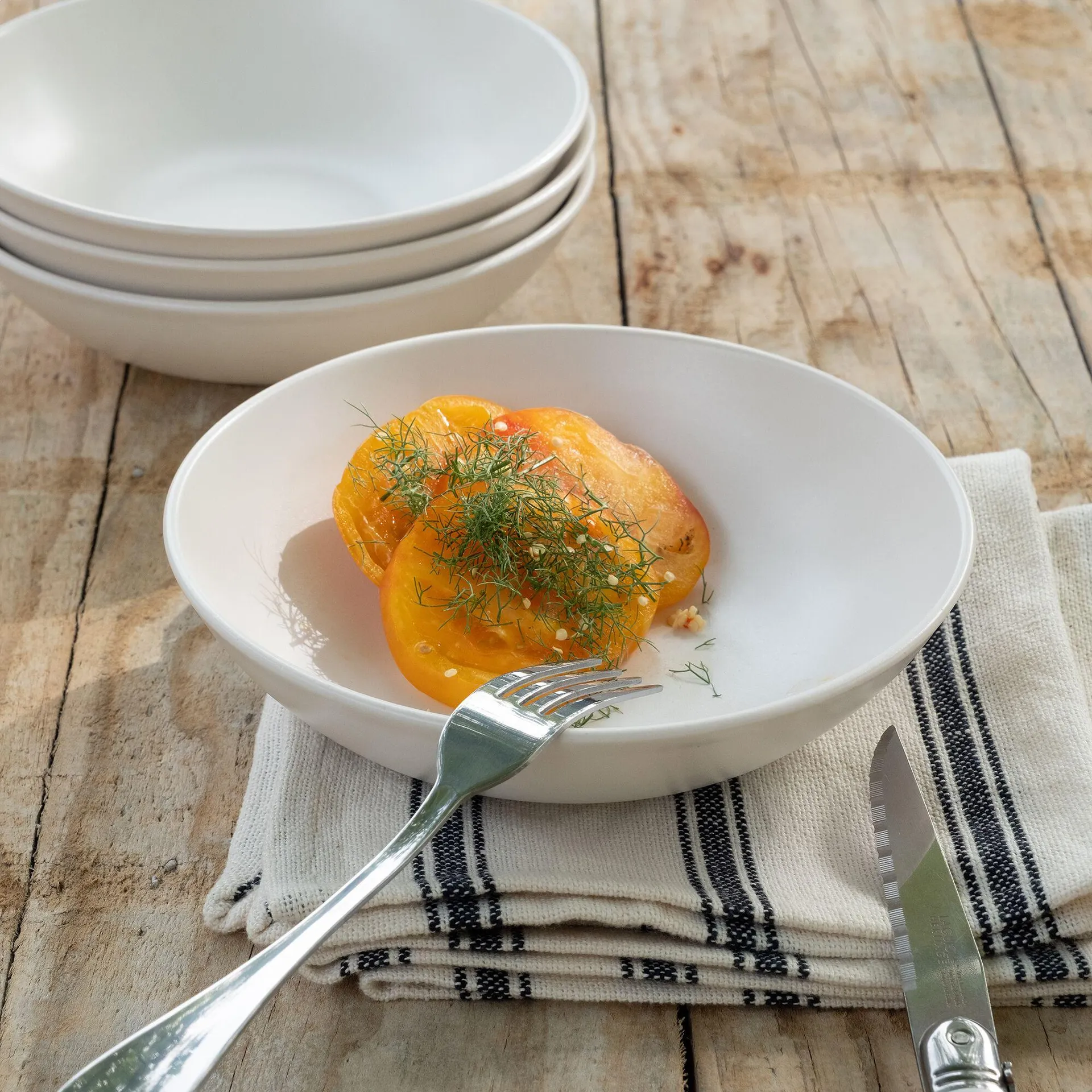 Assiette creuse en faïence D22cm - blanc ventoux