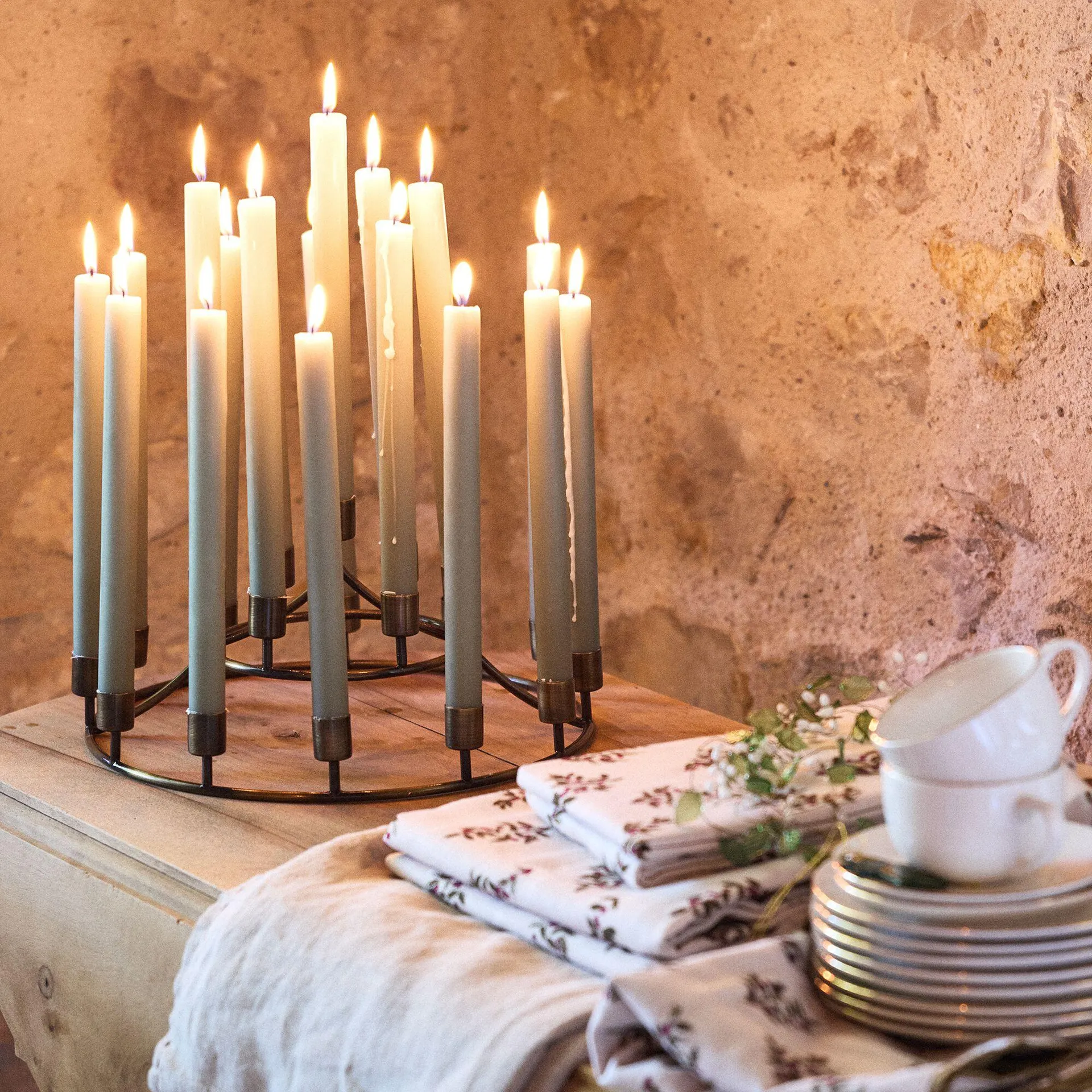 Chandelier 19 bougies en fer D33,5xH15cm - doré