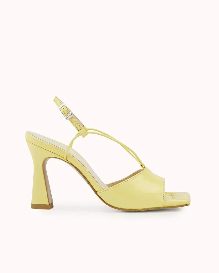 SANDALE A TALON NONIN En cuir vernis craquelé jaune