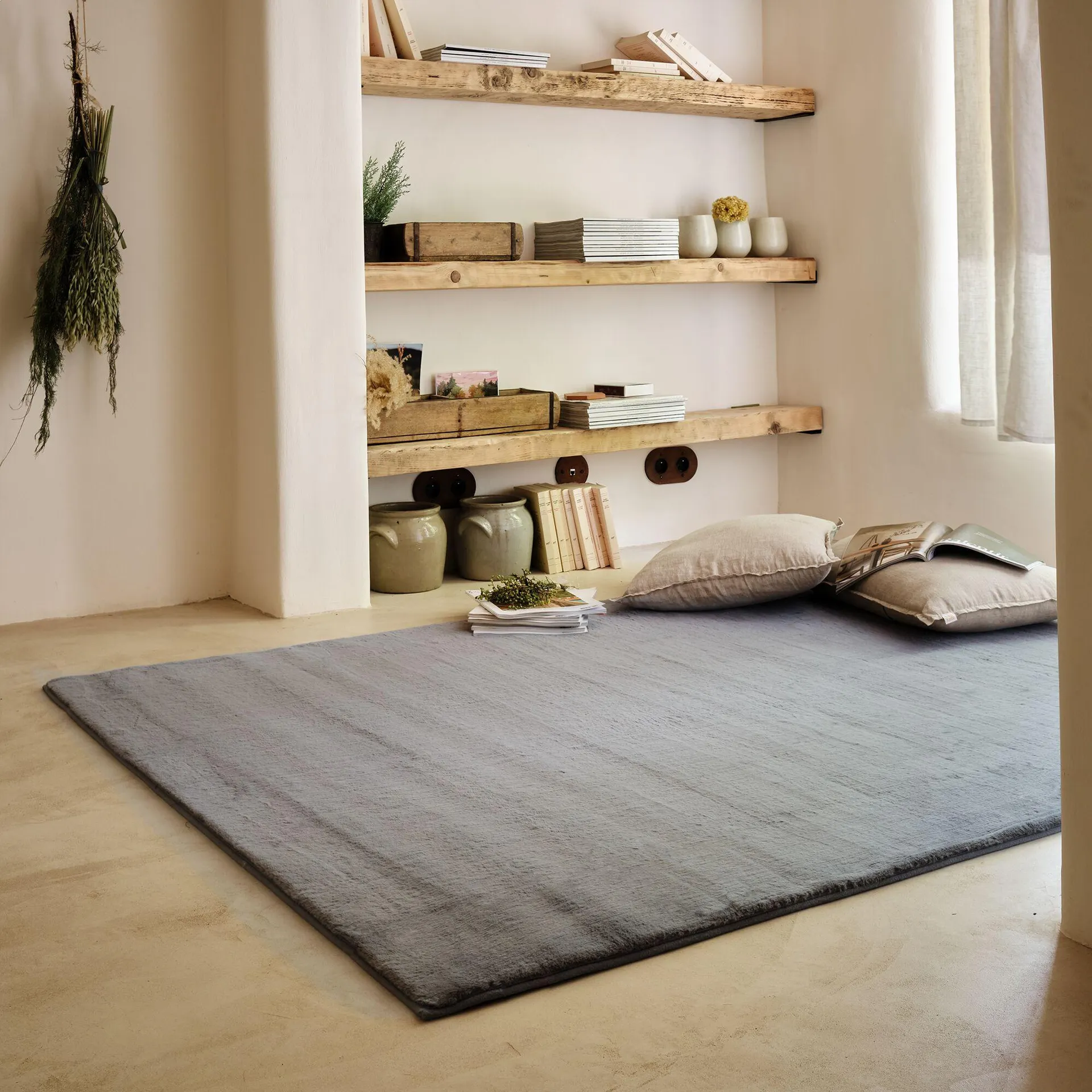 Tapis imitation fourrure - gris restanque 150x200cm