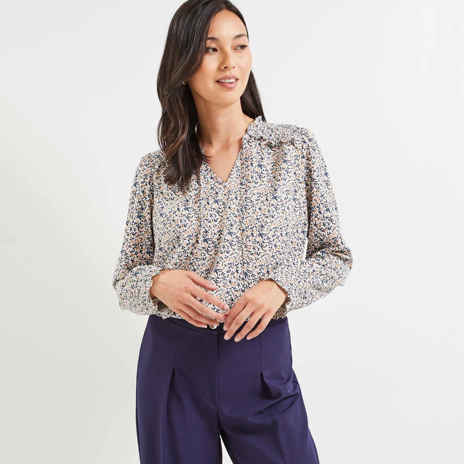 Blouse à smock fleurie