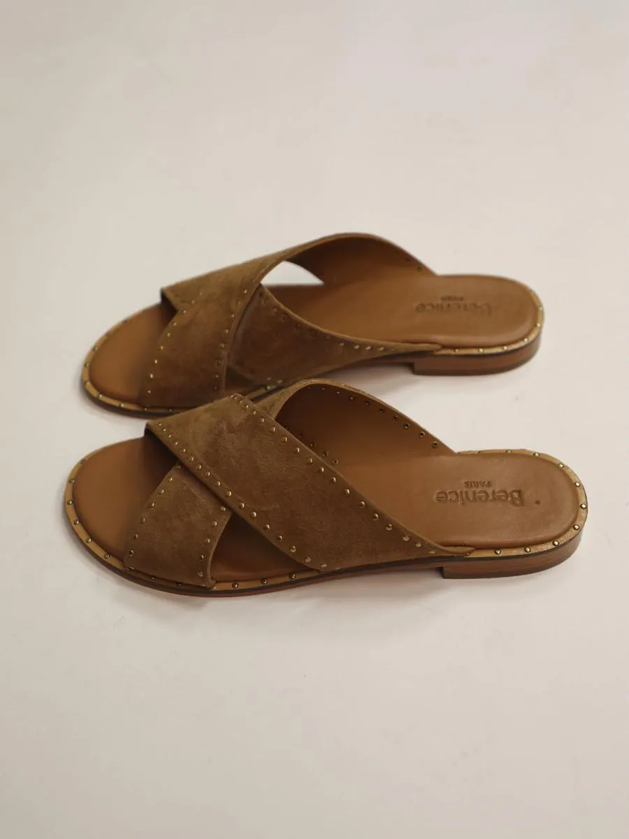 LILOU I Sandales plates en cuir suéde