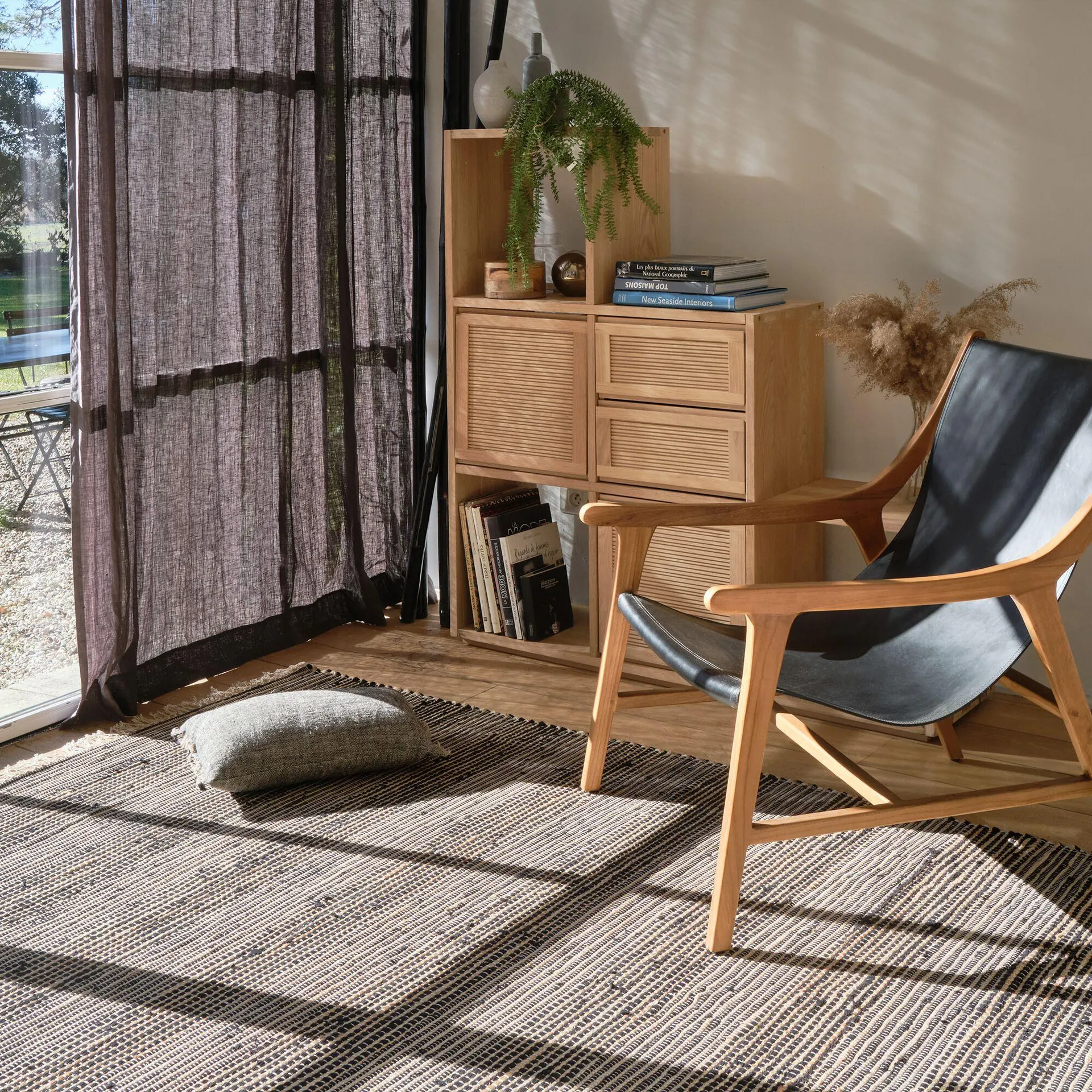 Tapis en coton recyclé et jute - noir 170x120cm