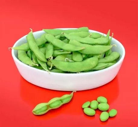 Fèves d'Edamame dans leurs gousses