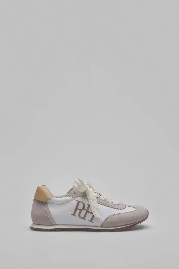 Ballet sneaker