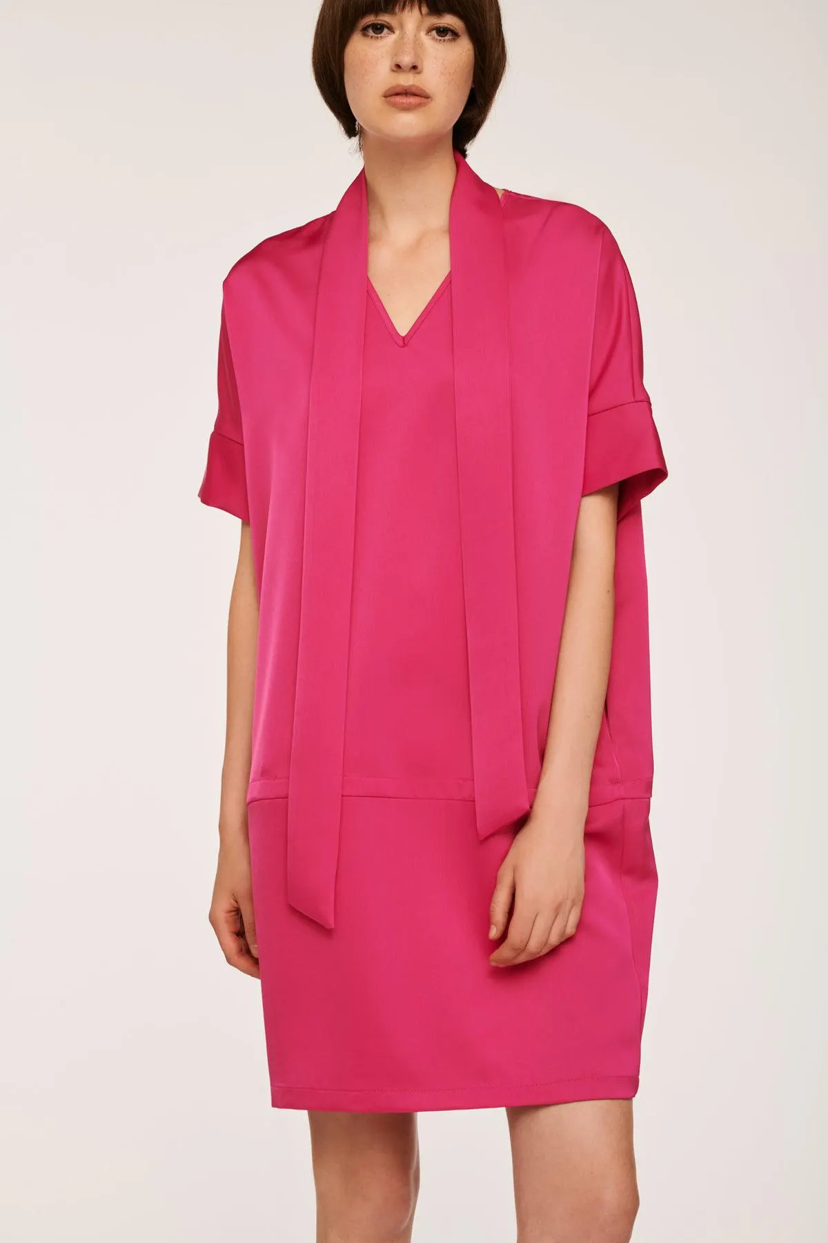 Robe cocktail en satin