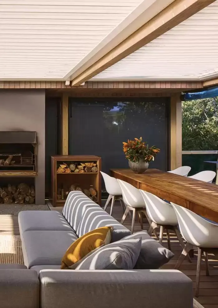 C O N T R A C T L O O K B O O K du 7 janvier au 31 décembre 2025 - Catalogue page 263