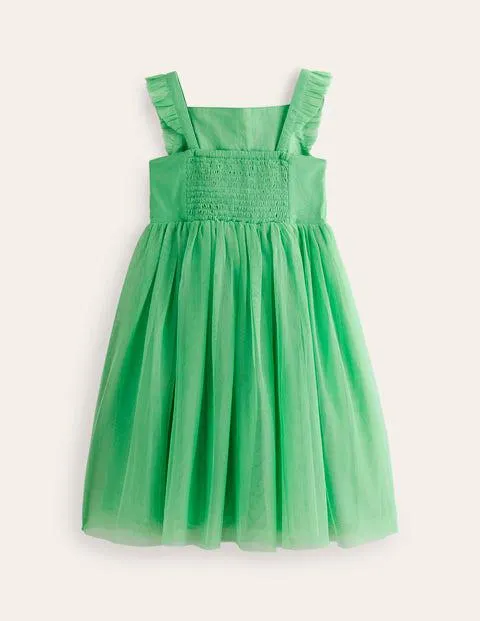 Robe en tulle à appliqué