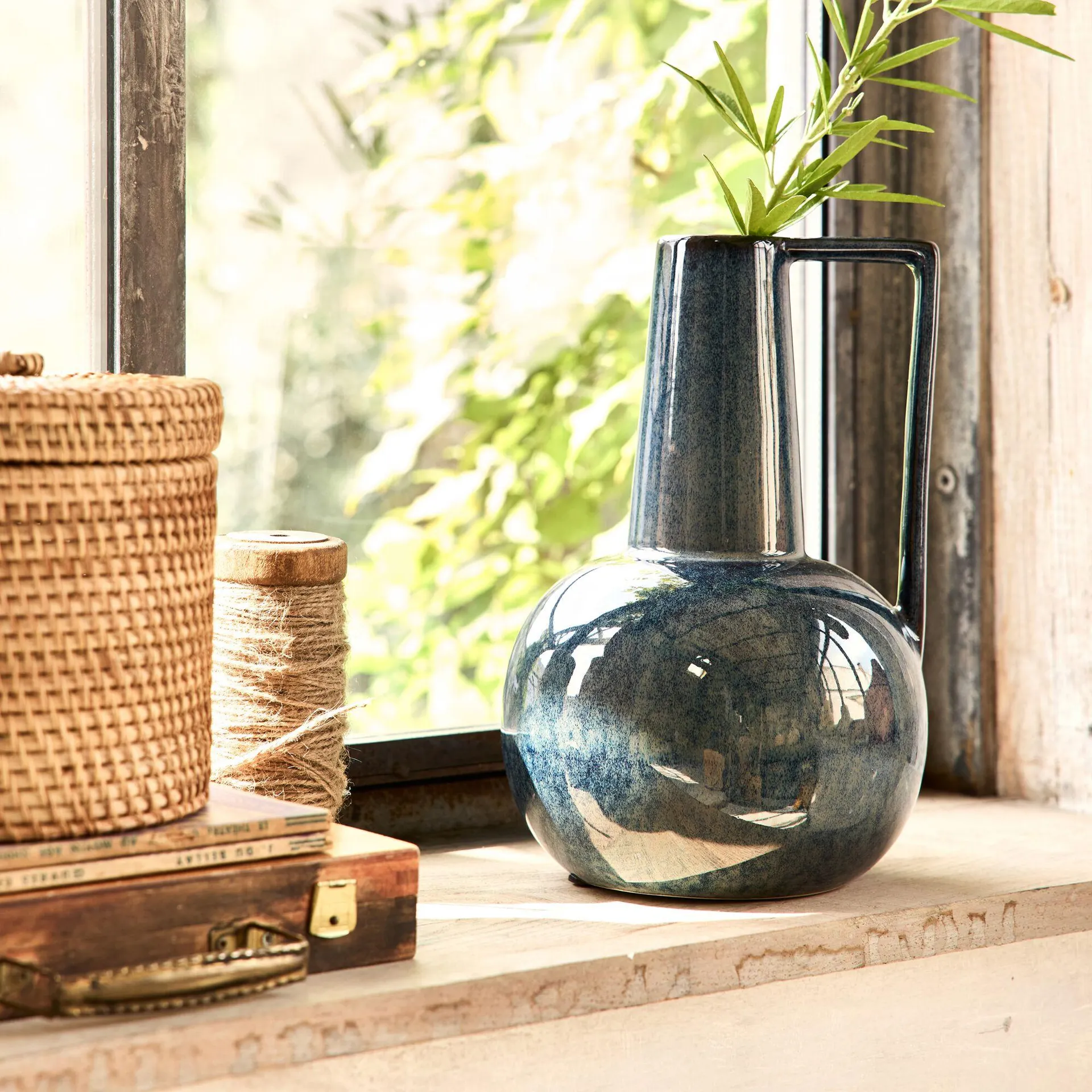 Vase à anse en céramique H25,5cm - bleu