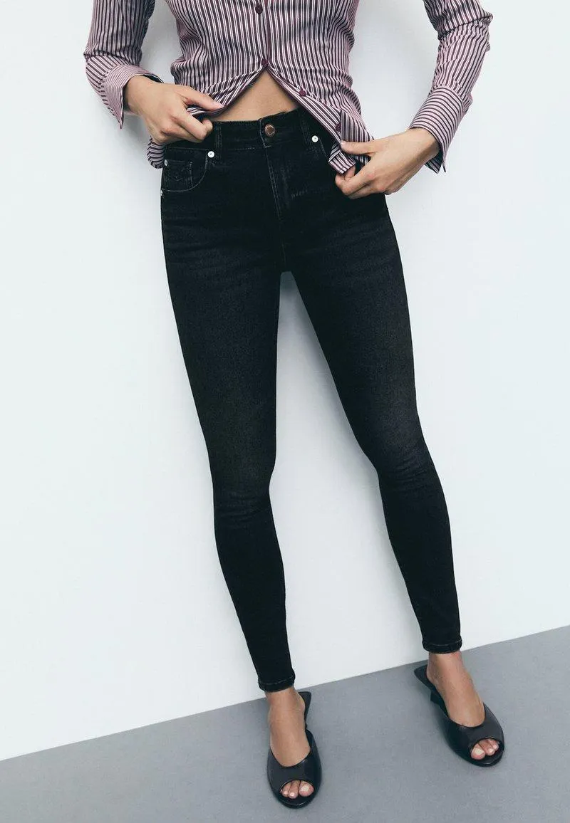 MIT HOHEM BUND - Jeans Skinny - black