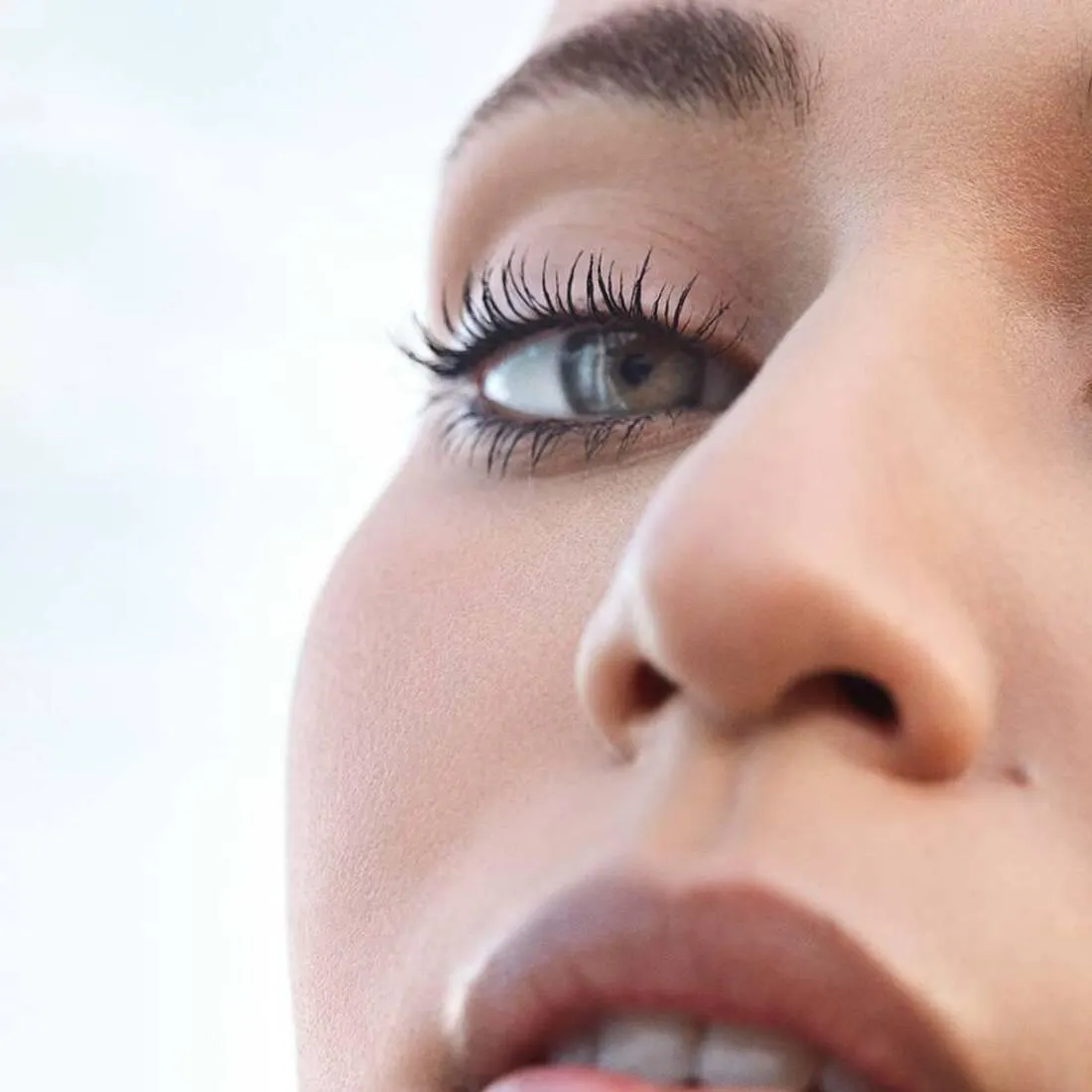 Mascara noir - Courbe