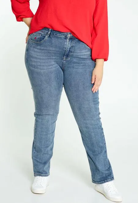 Jean long 'Mia' L30 avec cerise brodée sur la poche