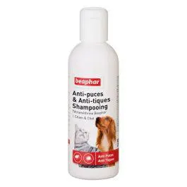 Shampoing antiparasitaire Tétraméthrine pour chiens et chats