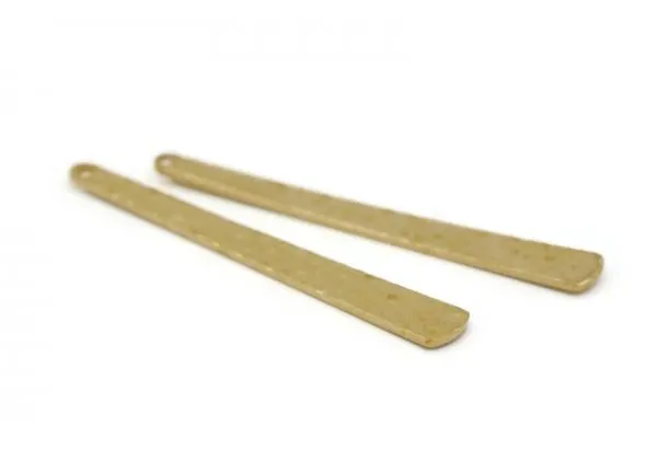 6 Breloques Tige Aspect martelé en Laiton Brut - Dim: 43 x 6 mm - Couleur Doré