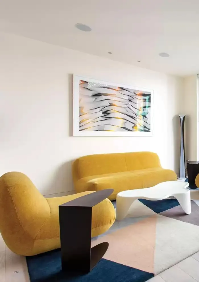 C O N T R A C T L O O K B O O K du 7 janvier au 31 décembre 2025 - Catalogue page 214