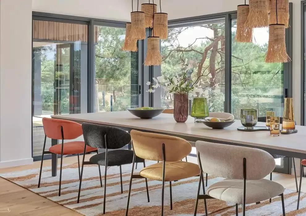 Collection Tables & chaises du 14 janvier au 31 décembre 2025 - Catalogue page 4