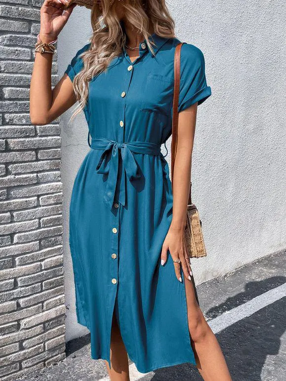 Robe Chemise Boutonnée Ceinturée à Fente Latérale Manches Roulées à Col Relevé