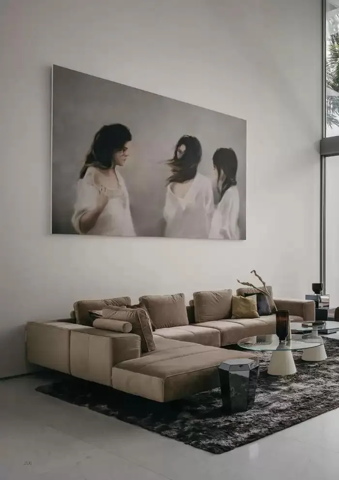 C O N T R A C T L O O K B O O K du 7 janvier au 31 décembre 2025 - Catalogue page 206