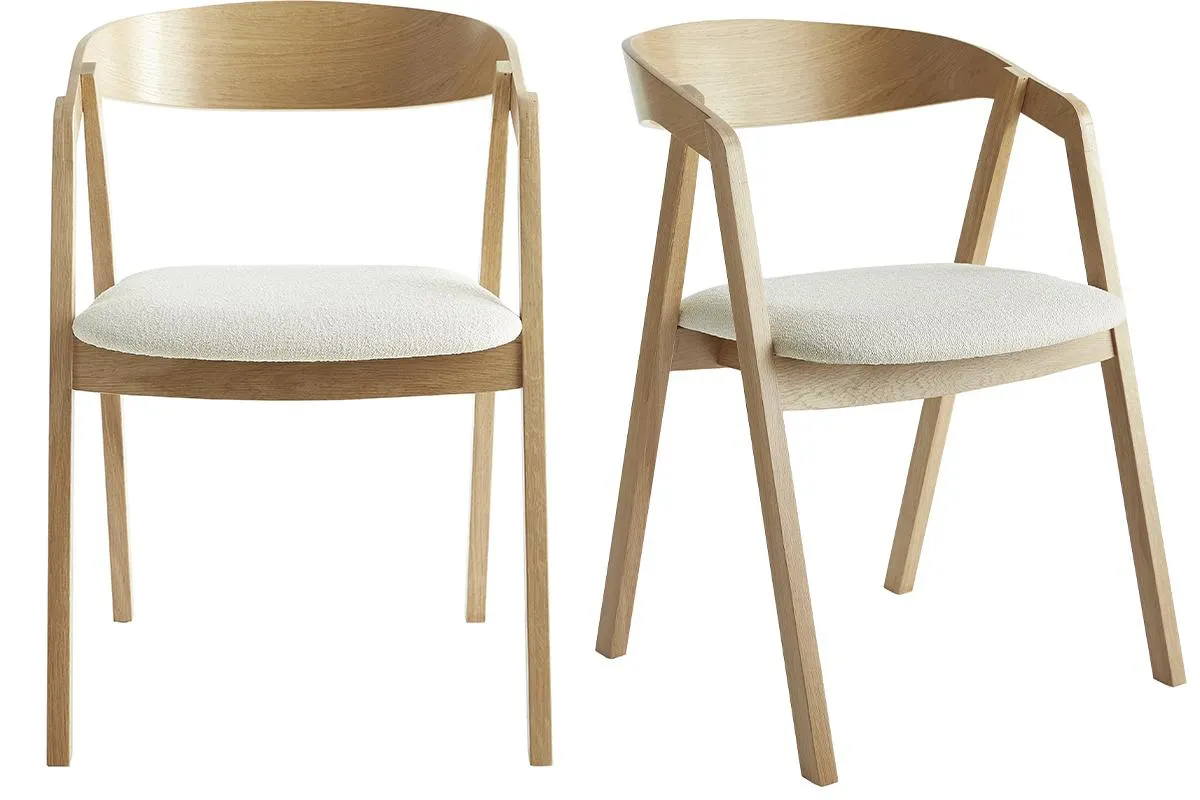 Chaises scandinaves empilables en bois clair chêne et tissu effet laine bouclée blanc cassé (lot de 2) LOVA