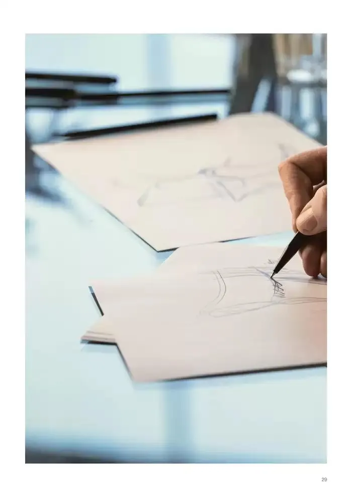 C O N T R A C T L O O K B O O K du 7 janvier au 31 décembre 2025 - Catalogue page 29