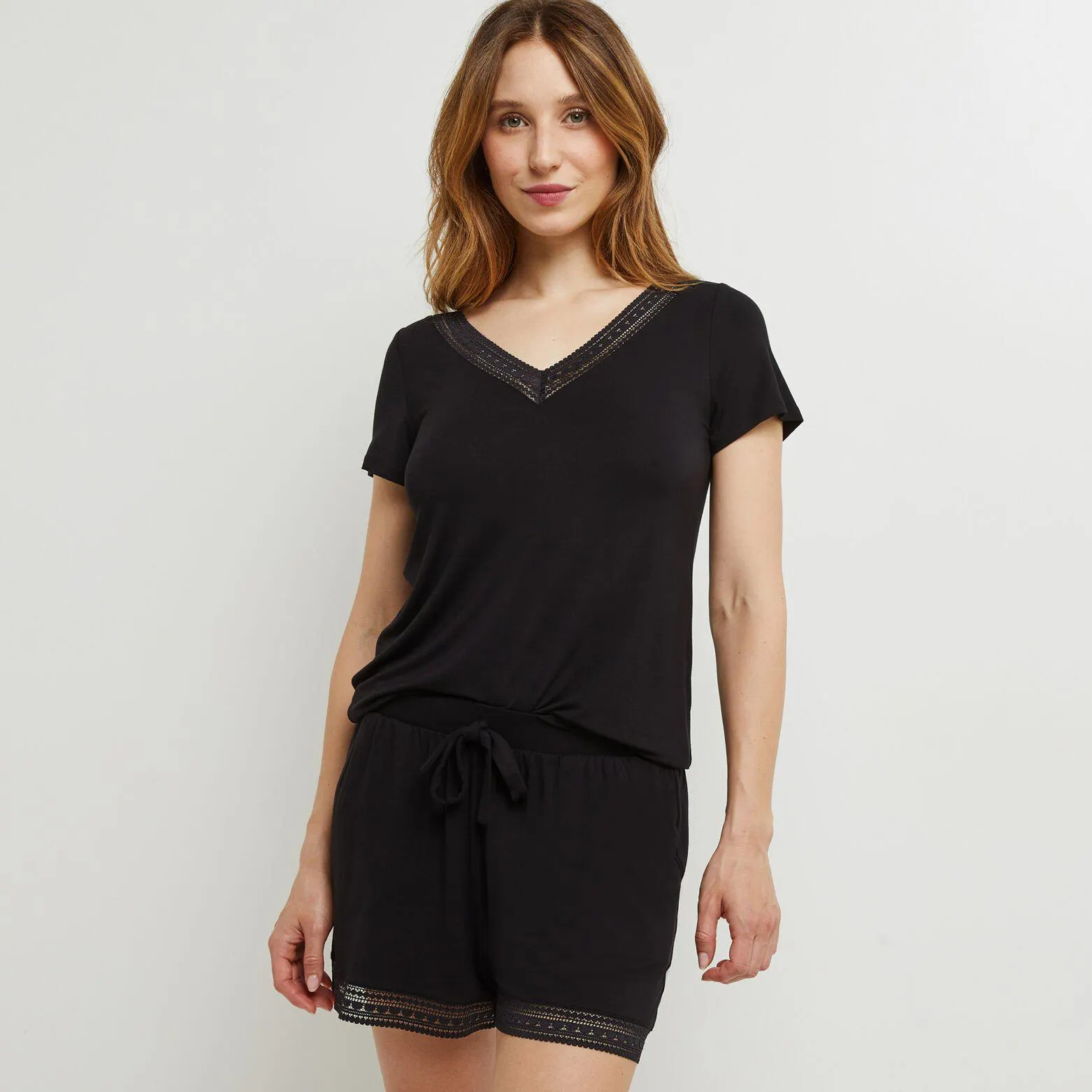 T-SHIRT MANCHES COURTES VISCOSE NOIR