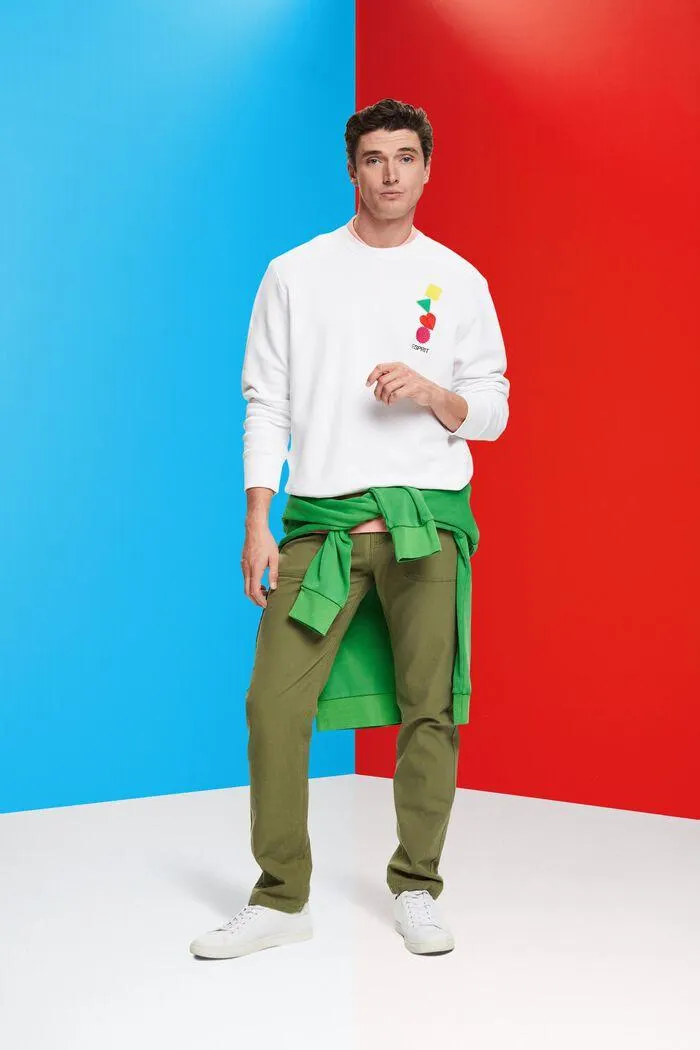 Sudadera con logotipo bordado