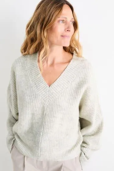 V-neck jumper - ribbed