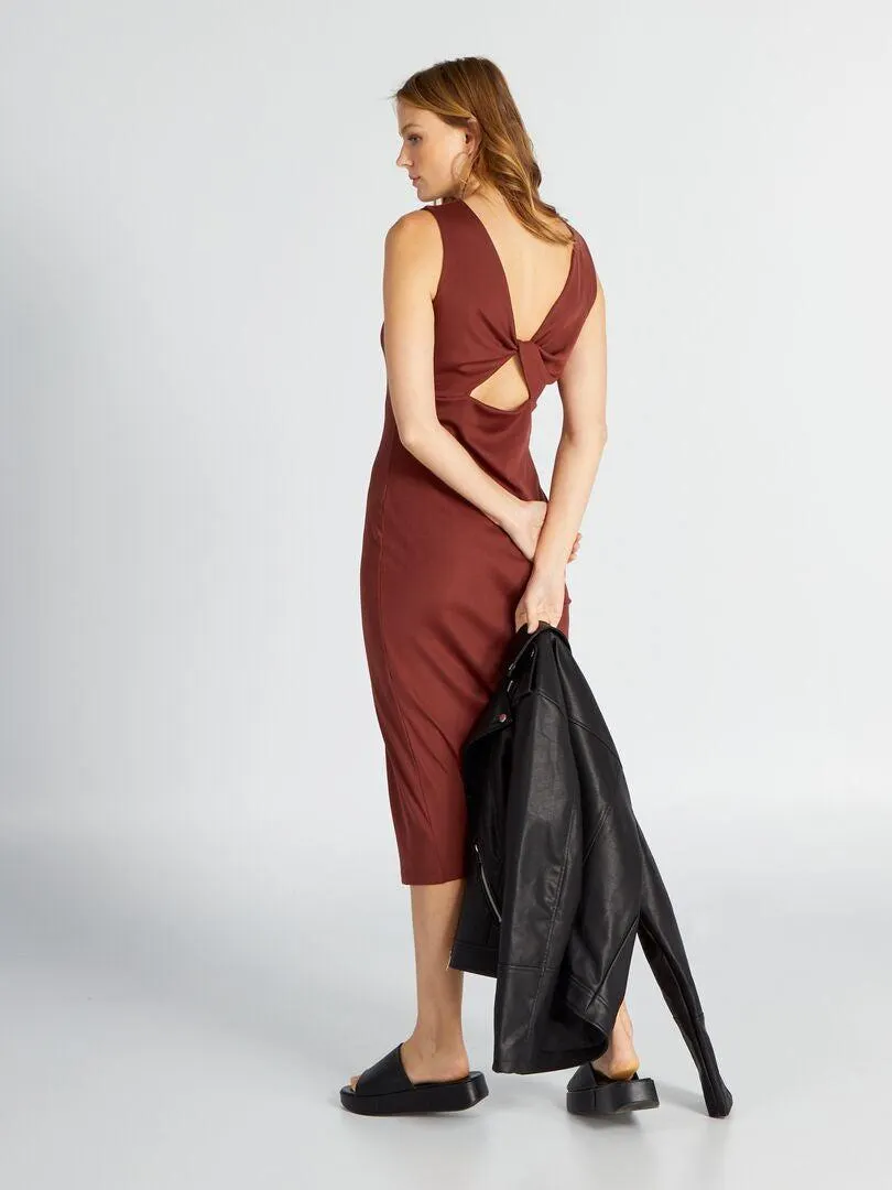 Robe en maille côtelée avec décolleté dos - Marron rouge