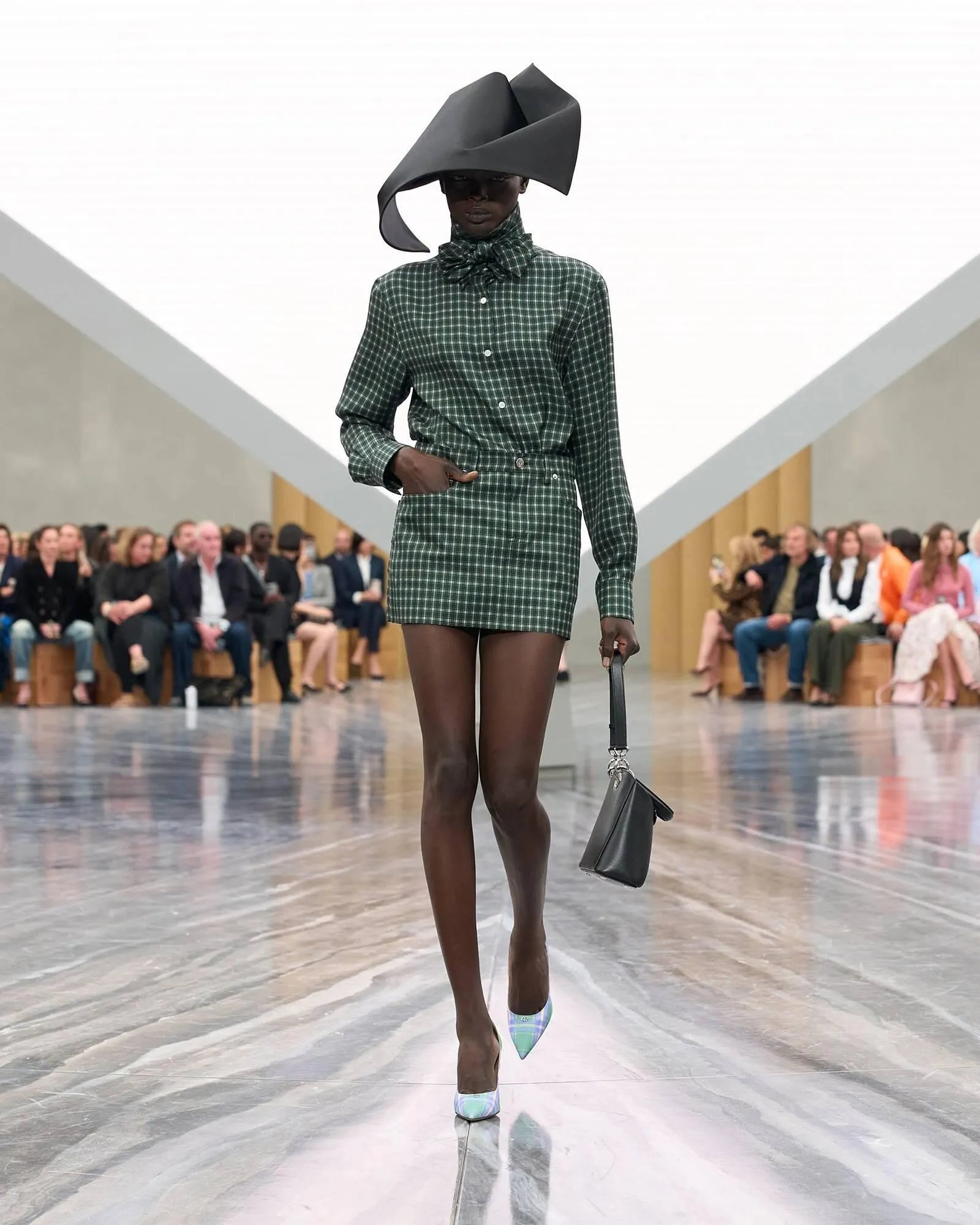 Catalogue Dior du 2 octobre au 2 novembre 2025 - Catalogue page 2