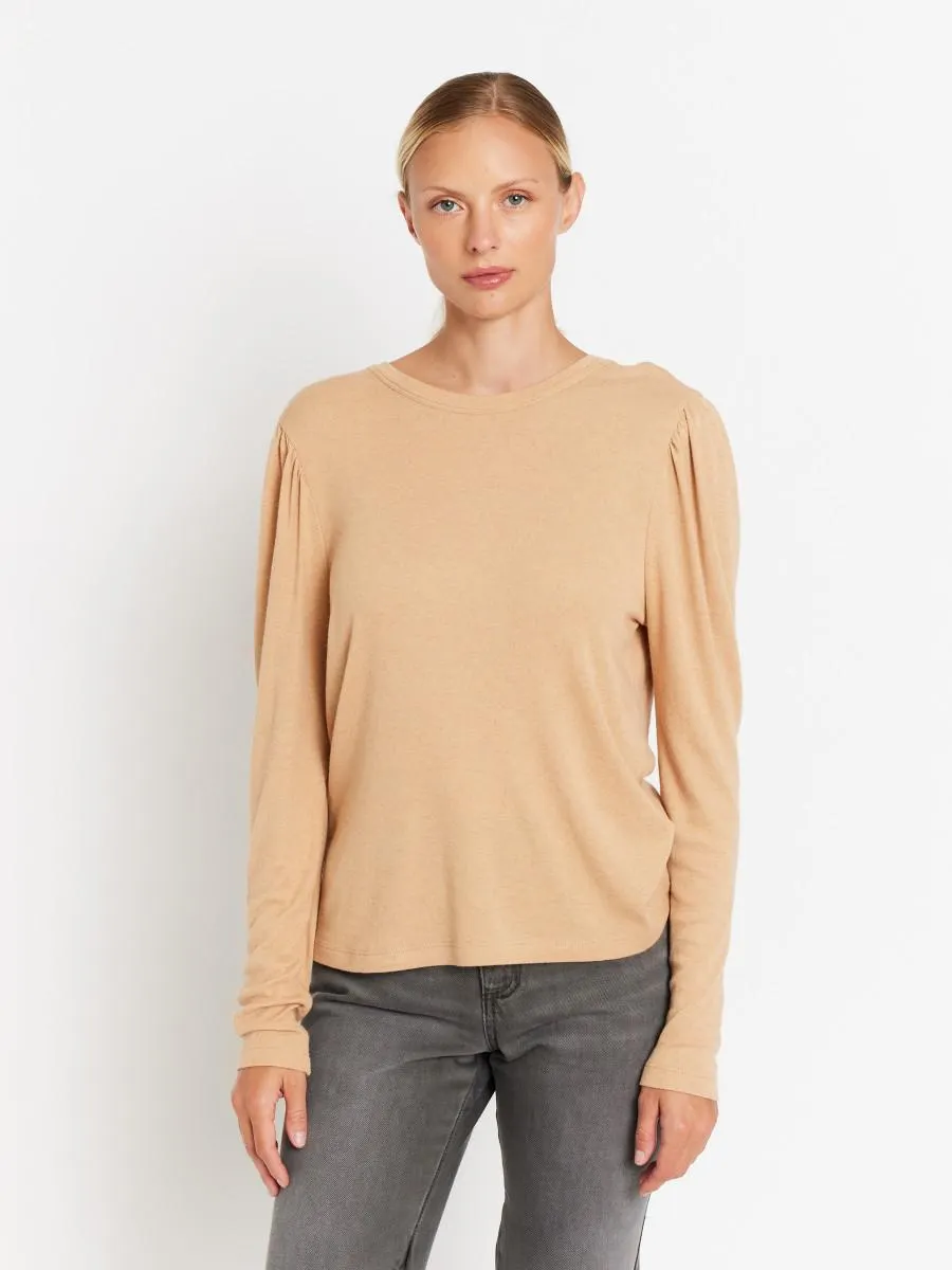 EILEENA | T-shirt camel dos nu
