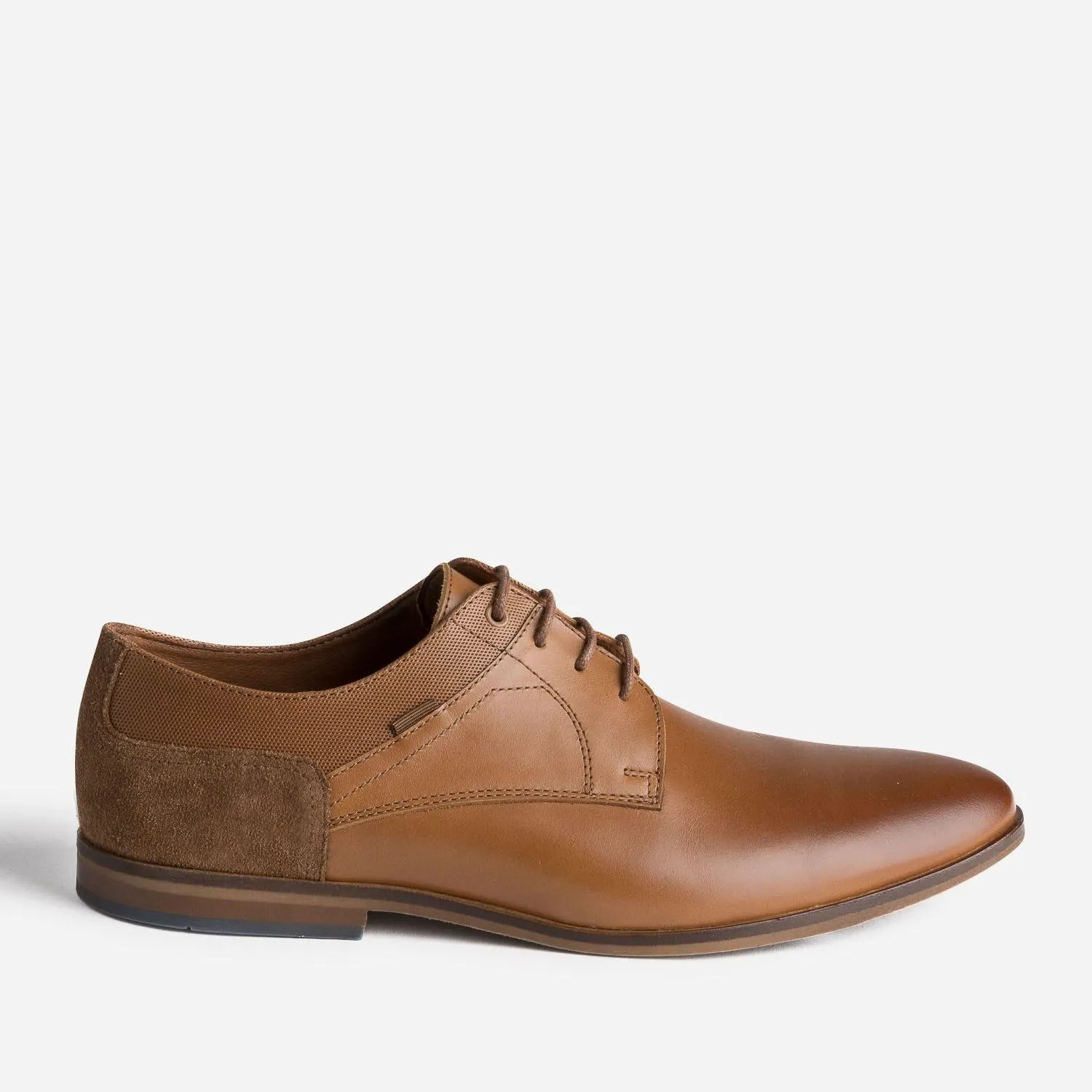 Derby camel en cuir