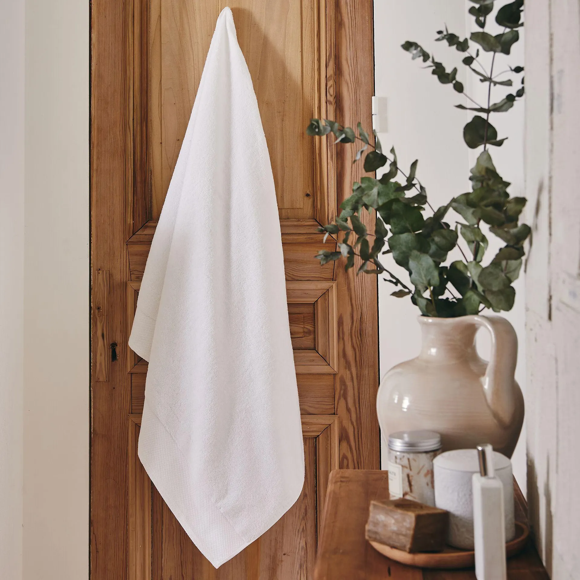 Drap de bain en coton peigné - blanc optique 100x150cm