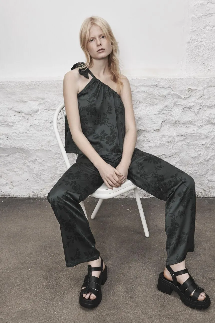 Top asymétrique TIKA FLOWERS PE