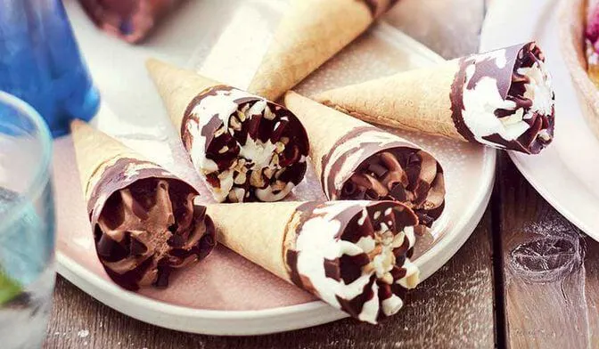 12 mini-cônes vanille-chocolat