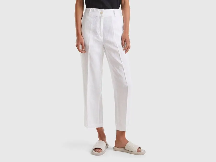 Straight trousers in pure linen