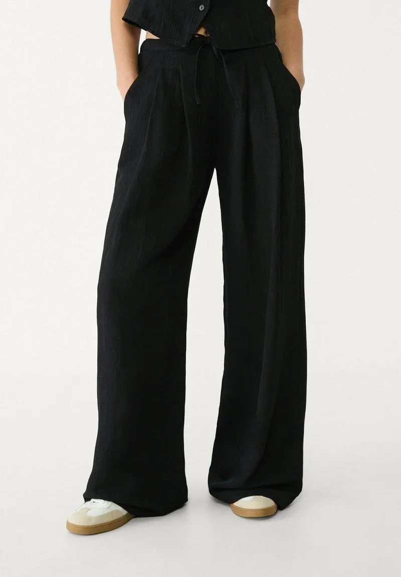 TEXTURED DRAWSTRING - Pantalon classique - black