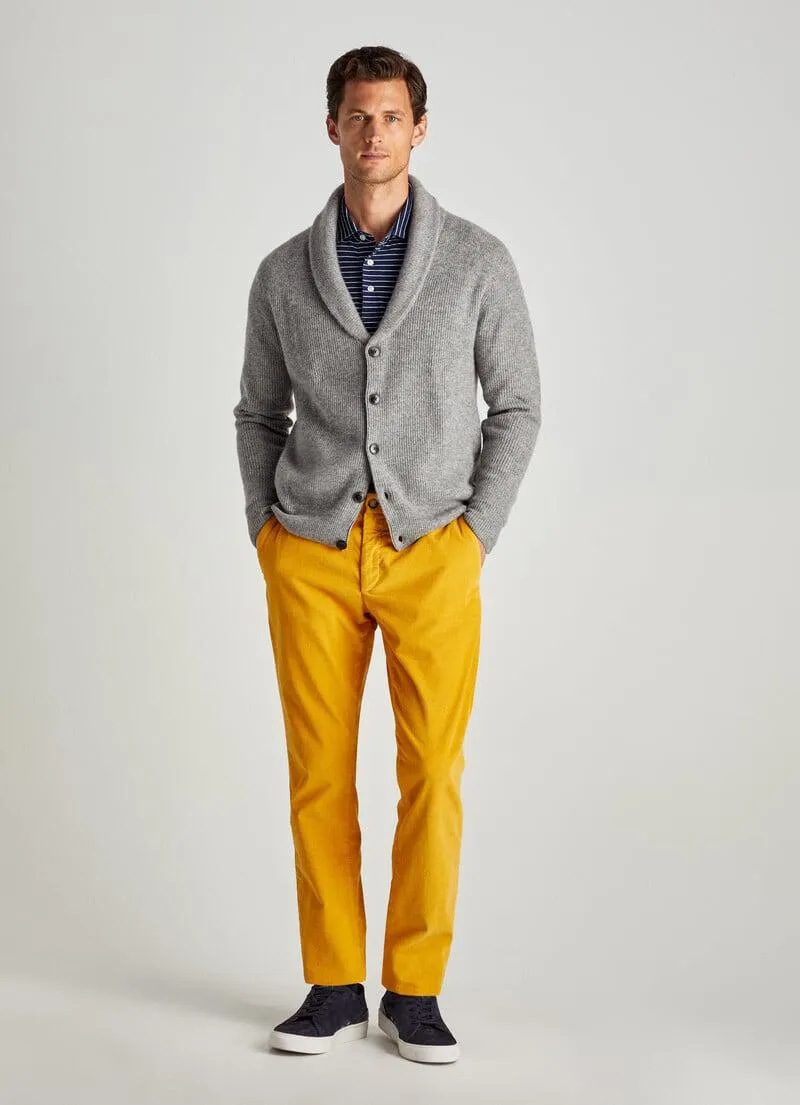 CHINO CÔTELÉ EN COTON VELOURS