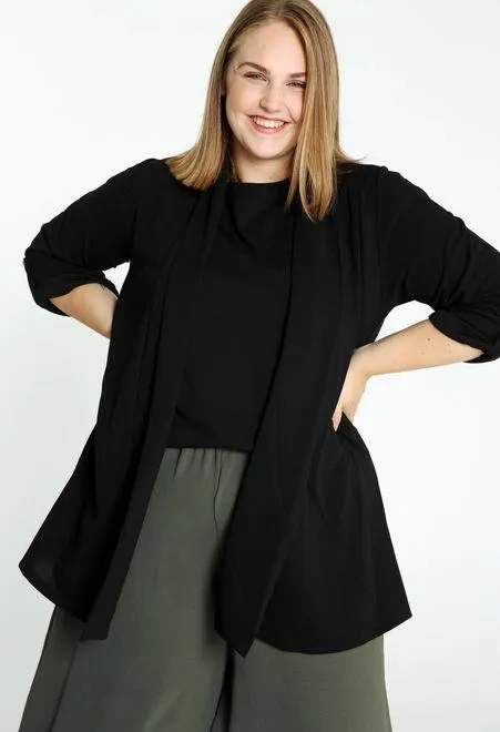 Veste longue en crèpe unie