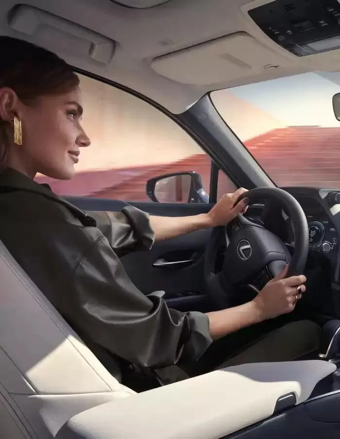 Lexus NOUVEL UX 300e du 27 mars au 27 mars 2026 - Catalogue page 10