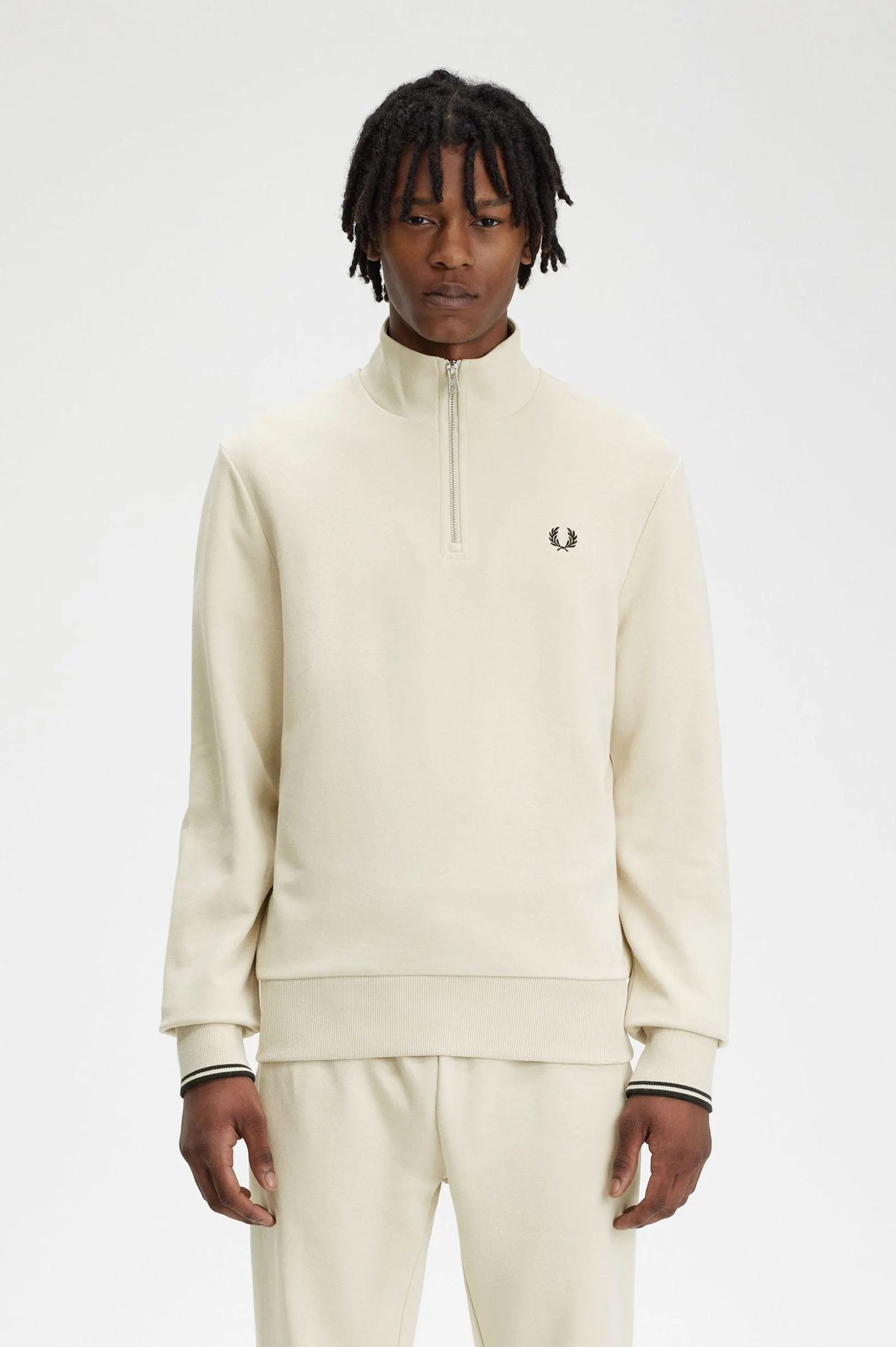 Sweatshirt avec demi fermeture zippée