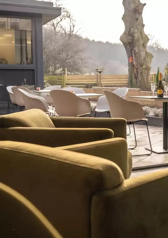 C O N T R A C T L O O K B O O K du 7 janvier au 31 décembre 2025 - Catalogue page 222