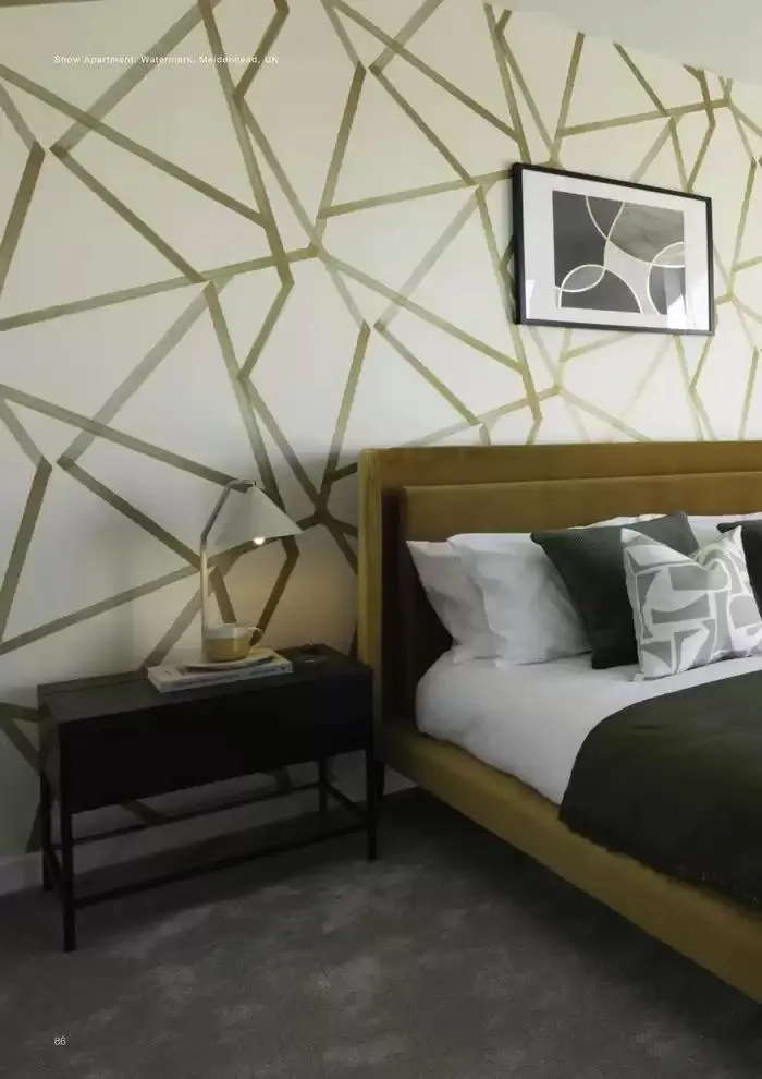 C O N T R A C T L O O K B O O K du 7 janvier au 31 décembre 2025 - Catalogue page 86